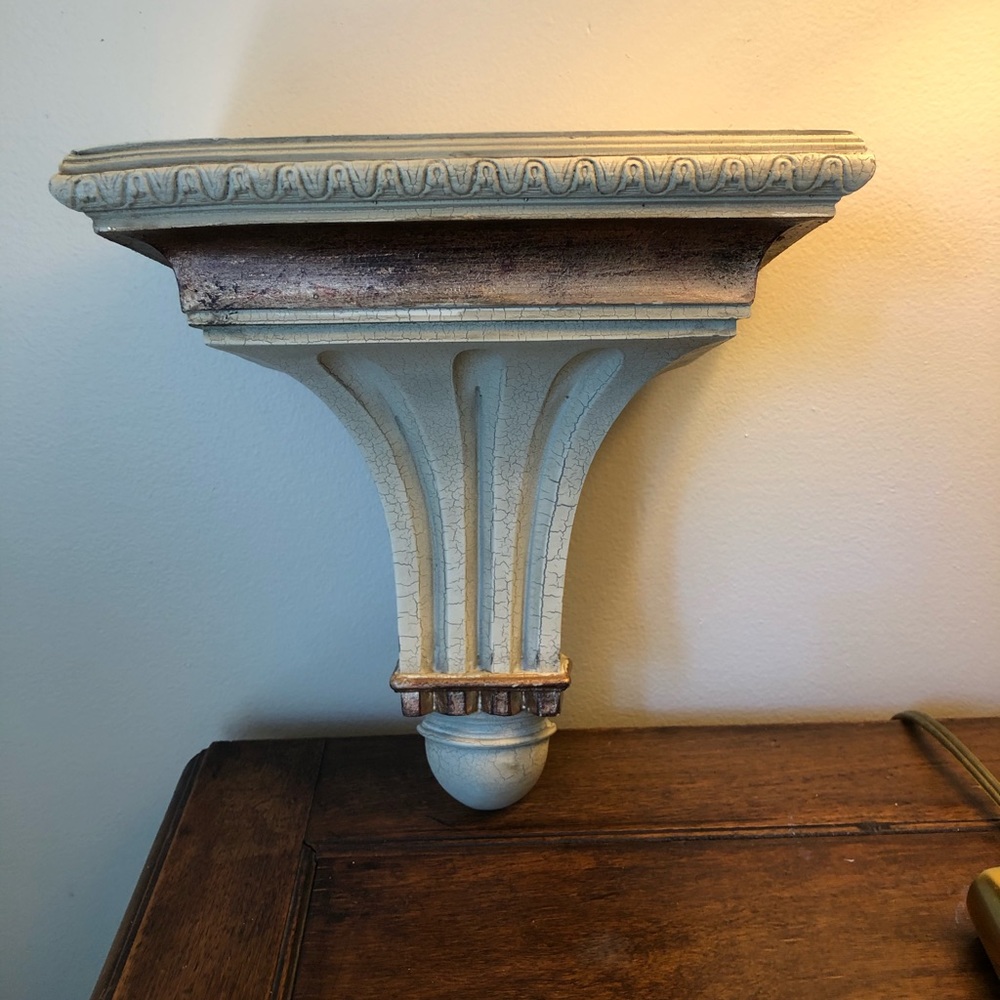 Wall pedestal. NWOT